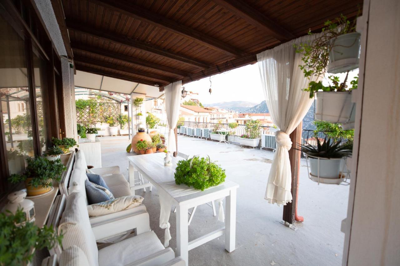 Apartment Kouros Delphi Exterior photo